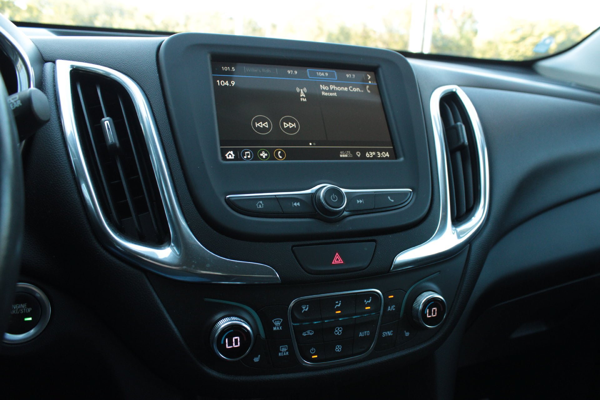 Used 2019 Chevrolet Equinox LT AWD/4WD image 40