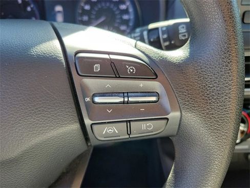 Used 2023 Hyundai Kona SEL image 19
