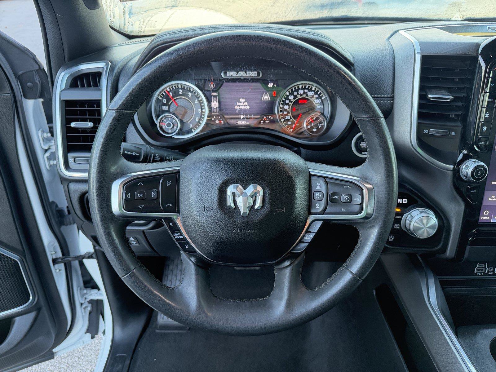 Used 2025 RAM 1500 Laramie AWD/4WD image 23
