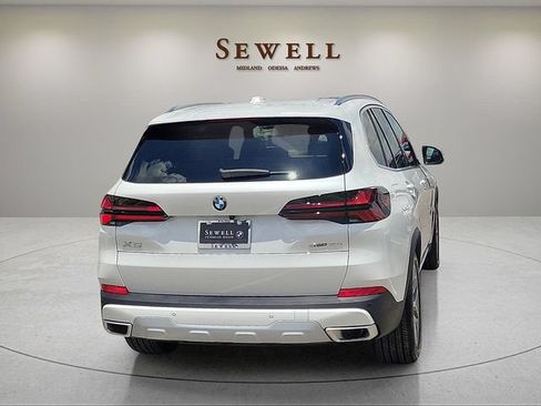 Used 2026 BMW X5 sDrive40i w/ Premium Package RWD image 5