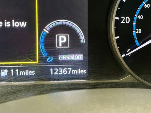 Used 2024 Nissan Leaf SV Plus FWD image 8