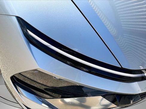 Used 2025 Hyundai Sonata SEL FWD image 29
