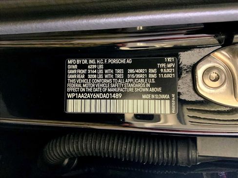 Certified 2022 Porsche Cayenne image 36