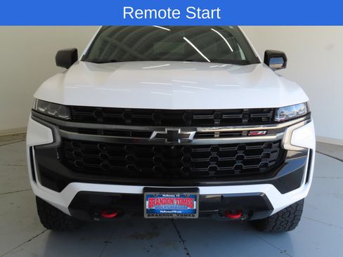 Used 2022 Chevrolet Tahoe Z71 w/ Luxury Package AWD/4WD image 9