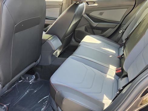 New 2026 Volkswagen Jetta GLI Autobahn FWD image 9