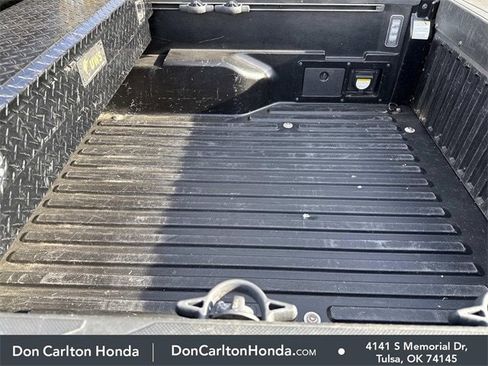 Used 2021 Toyota Tacoma TRD Off-Road image 8
