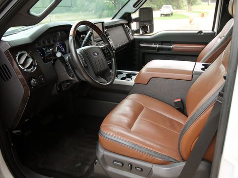Used 2015 Ford F350 Platinum AWD/4WD image 23