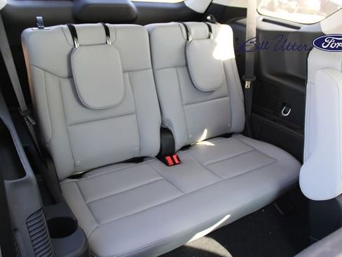 New 2026 Ford Explorer Active w/ Active Comfort Package image 9