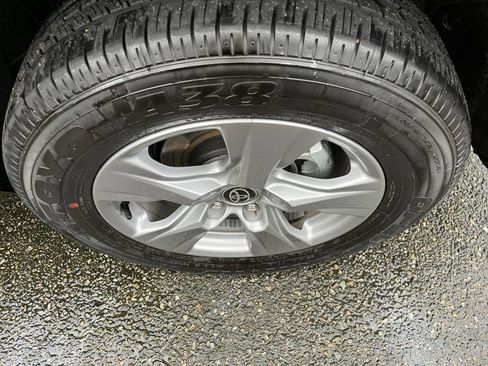 Used 2025 Toyota RAV4 LE image 30