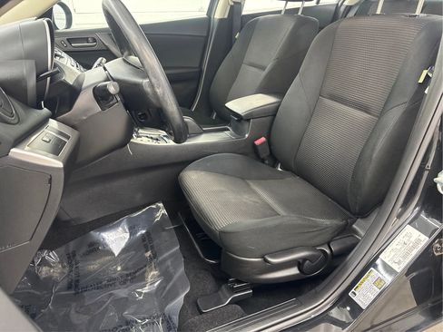 Used 2013 MAZDA MAZDA3 i Sport image 13
