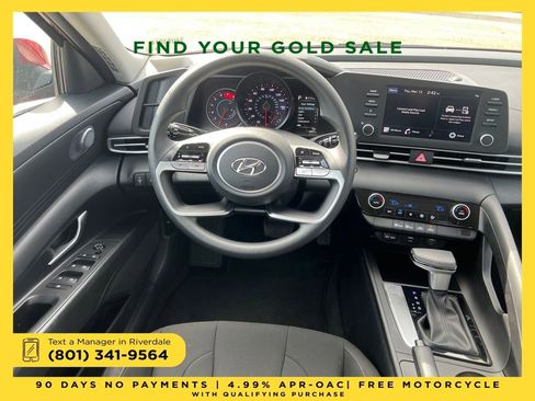 Used 2023 Hyundai Elantra SEL image 13