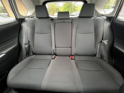 Used 2025 Toyota RAV4 LE AWD/4WD image 38