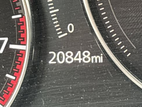 Used 2025 MAZDA MAZDA3 s image 21