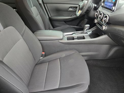 Used 2022 Nissan Sentra SV w/ Trunk Package FWD image 11