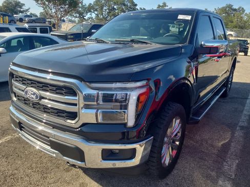 Used 2025 Ford F150 Lariat w/ Equipment Group 501A Mid AWD/4WD image 3