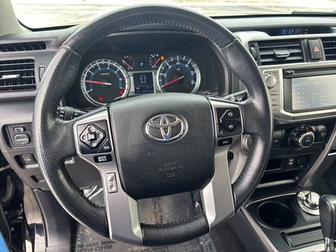 Used 2017 Toyota 4Runner SR5 image 26