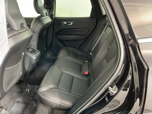 Used 2021 Volvo XC60 T6 Inscription w/ Advanced Package image 27