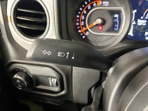 Used 2026 Jeep Gladiator Sport AWD/4WD image 23