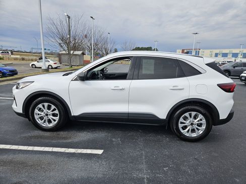 Used 2023 Ford Escape Active image 4