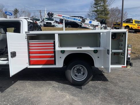 New 2024 Ford F350 XL w/ XL Chrome Package AWD/4WD image 24