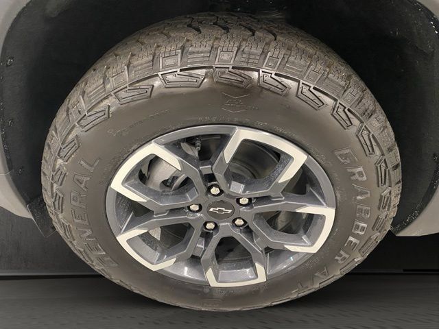 New 2027 Chevrolet Equinox ACTIV w/ Safety and Technology Package AWD/4WD image 10