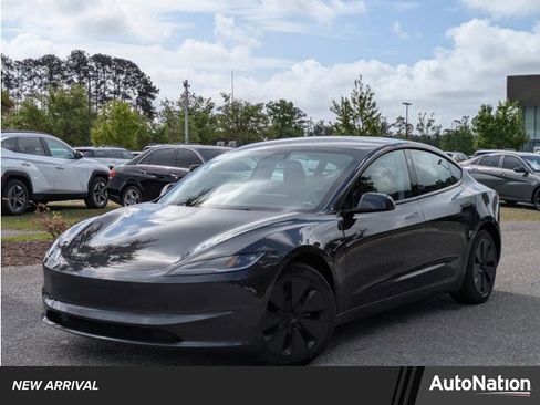 Used 2025 Tesla Model 3 Long Range image 1