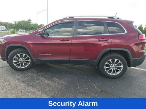 Used 2019 Jeep Cherokee Latitude Plus w/ Comfort/Convenience Group AWD/4WD image 8