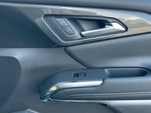 New 2026 Chevrolet Traverse High Country FWD image 27