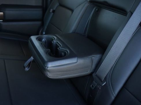 Used 2020 Chevrolet Silverado 1500 LT Trail Boss w/ Midnight Edition AWD/4WD image 30