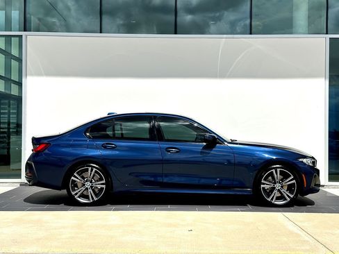 Certified 2023 BMW 330i Sedan w/ Premium Package RWD image 3