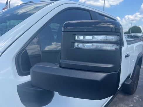 Used 2025 GMC Sierra 2500 AT4X w/ AT4X AEV Edition AWD/4WD image 14