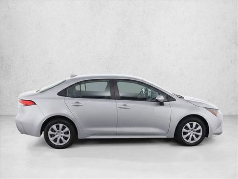 Used 2024 Toyota Corolla LE FWD image 8