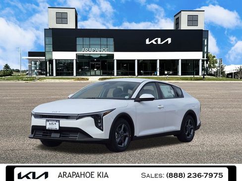 New 2026 Kia K4 FWD image 4