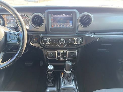 Used 2021 Jeep Gladiator Sport AWD/4WD image 20
