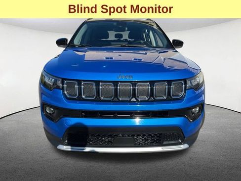 Used 2022 Jeep Compass Limited image 4