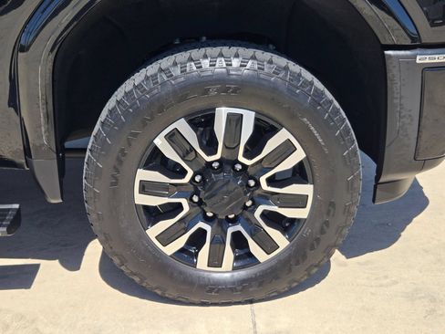 Used 2024 GMC Sierra 2500 Denali Ultimate AWD/4WD image 26