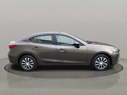 Used 2014 MAZDA MAZDA3 i SV image 17