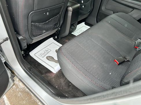 Used 2015 Chevrolet Equinox LS image 9