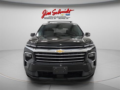 Used 2024 Chevrolet Traverse LT w/ LPO, Floor Liner Package image 3