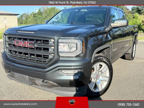 Used 2018 GMC Sierra 1500 SLE w/ SLE Value Package AWD/4WD image 6