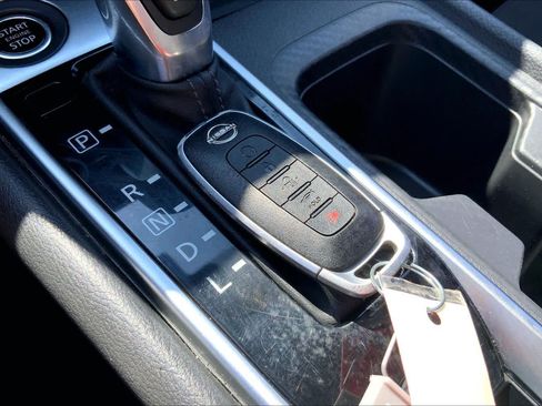 Used 2024 Nissan Sentra SV w/ All-Weather Package FWD image 14