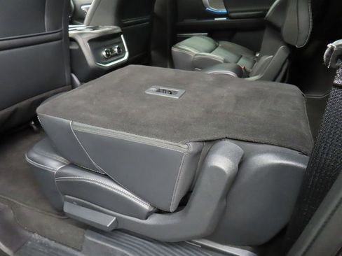 Used 2025 Ford Expedition Max Platinum AWD/4WD image 73