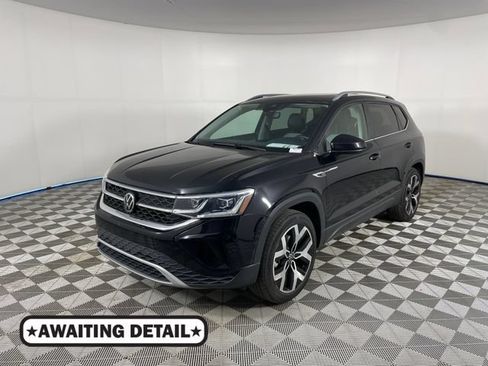 Used 2023 Volkswagen Taos SEL AWD/4WD image 1