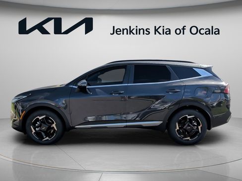 New 2026 Kia Sportage EX FWD image 11