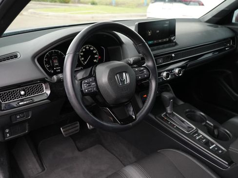 Used 2024 Honda Civic Sport image 10