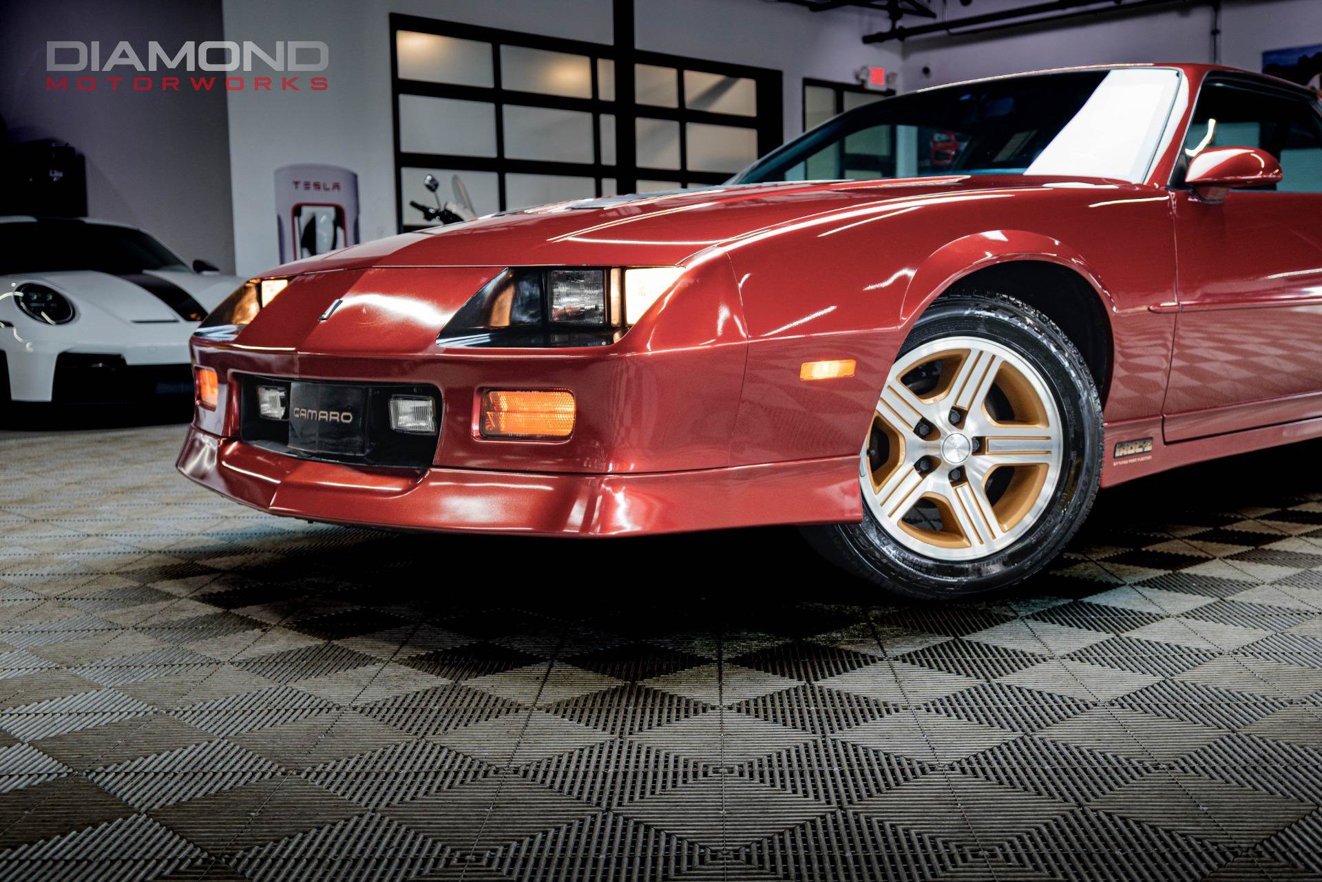 Used 1989 Chevrolet Camaro IROC-Z RWD image 7