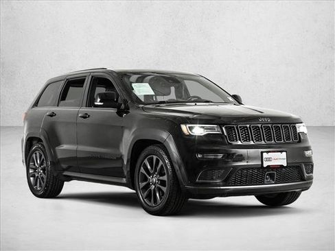 Used 2018 Jeep Grand Cherokee High Altitude AWD/4WD image 3