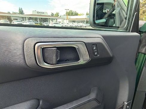 New 2025 Ford Bronco Outer Banks w/ Sasquatch Package image 21