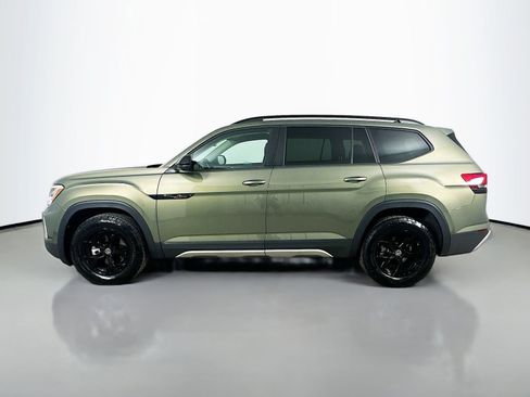 Used 2025 Volkswagen Atlas Peak Edition SE AWD/4WD image 8
