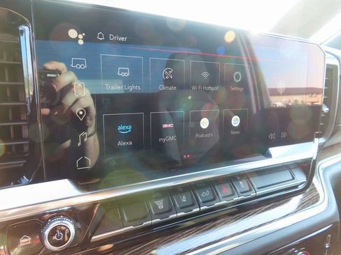 Certified 2024 GMC Sierra 3500 SLE w/ SLE Convenience Package image 21